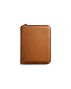 Bellroy Work Folio A4, Carpeta Portafolio de piel Premium (cuaderno A4, bolígrafos, dispositivos, cables, accesorios) - Caramel